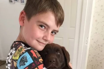 பிரித்தானியாவில் பரவும் அந்த தொற்று... கால்கள் ஸ்தம்பித்து முடங்கிப் போன சிறுவன்: ஒரு தாயாரின் பகீர் அனுபவம்