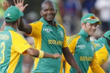 தென்னாபிரிக்க முன்னாள் வீரர்கள் மூவர் கைது