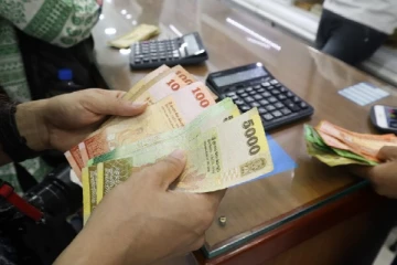 பணப்பற்றாக்குறை -கடும் நெருக்கடியில் அரச நிறுவனங்கள்