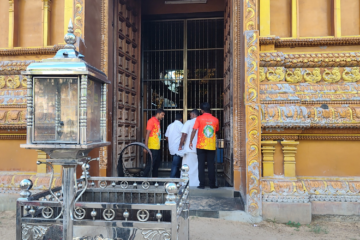 சீமானுக்காக யாழில் மாட்டுவண்டிச் சவாரி | Bullock Cart Ride In Jaffna For Seeman