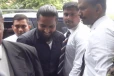 කෙහෙල්බද්දර පද්මේ බූස්සේ ඉඳන් ZOOM එකෙන් අධිකරණයට - යළිත් රක්ෂිත බන්ධනාගාර ගතකරන්න නියෝග