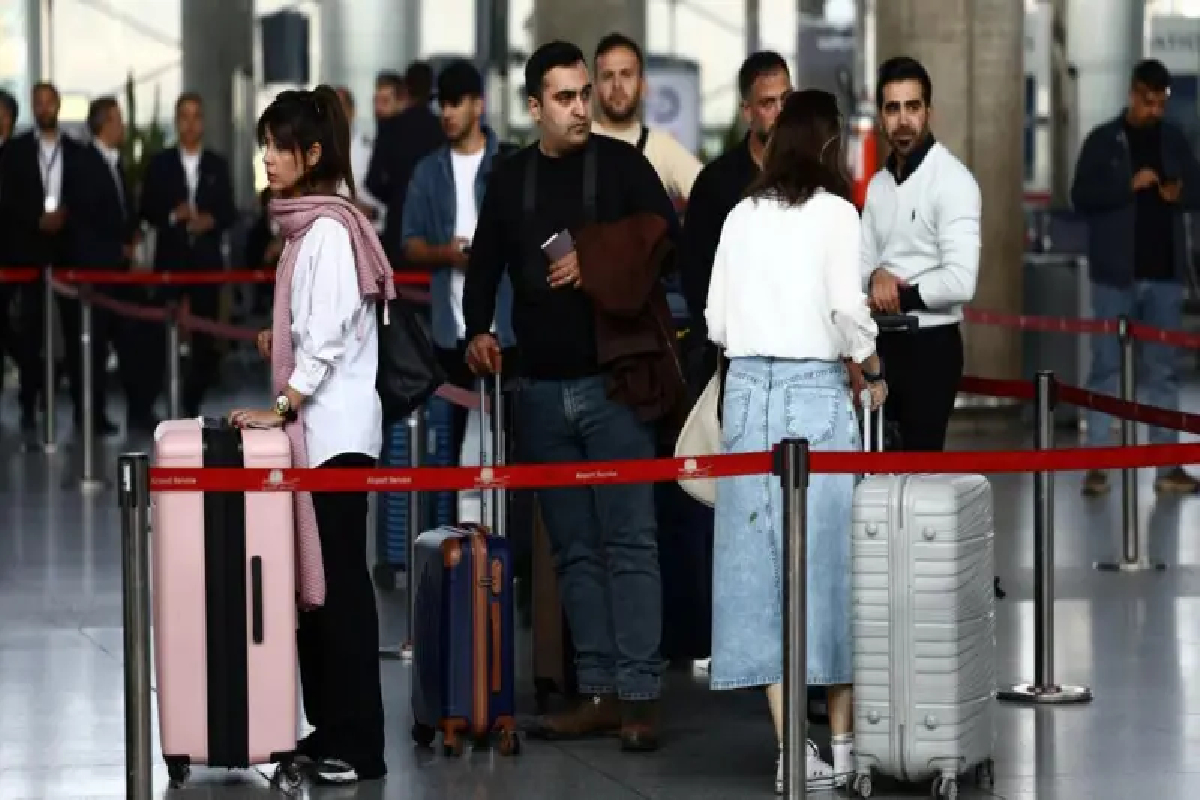 ஈரானில் மீண்டும் தொடங்கிய சர்வதேச விமான சேவை | International Flights Resume From Tehran