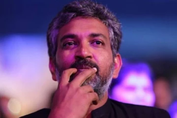 அடுத்த பிரம்மாண்ட பட்ஜெட் படத்திற்கு பிளான் போட்ட எஸ்.எஸ். ராஜமௌலி- பட்ஜெட் எவ்வளவு?