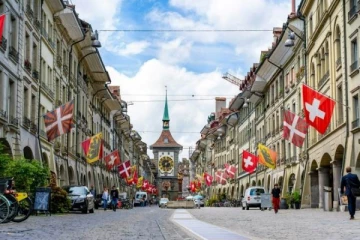 சுவிஸ் பொருளாதாரம்: உள்நாட்டு உற்பத்தி 0.5% வீழ்ச்சி