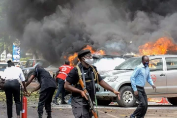 தேவாலயத்தின் மீது குண்டுத் தாக்குதல்: 10 பேர் பலி - செய்திகளின் தொகுப்பு (video)