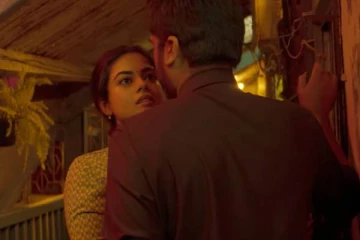 இயக்குனர் சொன்னதை மீறி இளம் நடிகையிடம் தனது வேலையை காட்டிய சிம்பு..