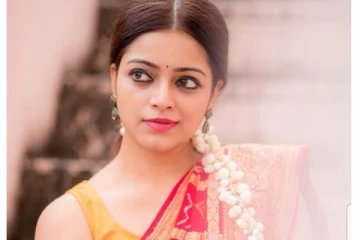 அப்படி அழைக்காதீர்கள் - திடீர் வேண்டுகோள் விடுத்த நடிகை ஜனனி ஐயர்!