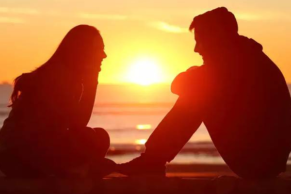 மாணவர்களுக்கு காதலிக்க ஒரு வாரம் விடுமுறையை அறிவித்த கல்லூரிகள்! எந்த நாட்டில் தெரியுமா? | College Announce Holiday Students To Fall In Love