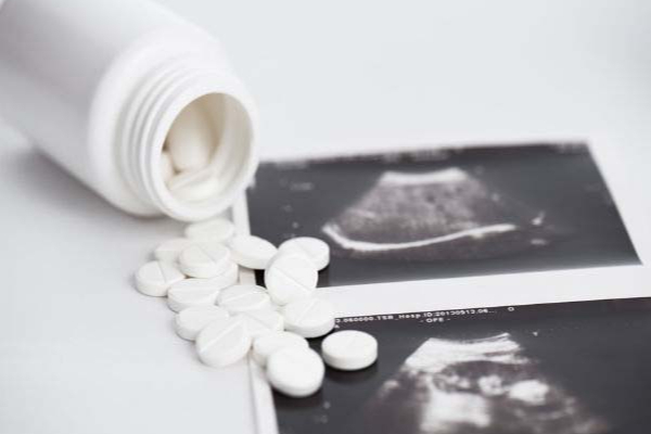 லிவ்-இன் ரிலேஷன்சிப்..14 முறை கட்டாய கருக்கலைப்பு - மணமுடைந்த பெண் தற்கொலை! - தமிழ்நாடு