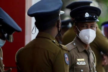 யாழில் நீதிபதி முன் யுவதியை பளாரென ஓங்கி அறைந்த காதலன்; நேர்ந்த கதி!