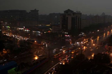 சீனாவிற்கும் ஏற்படுமா பொருளாதார நெருக்கடி?