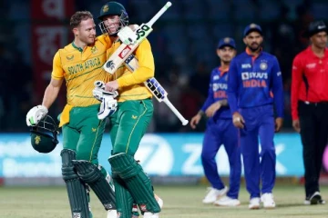 இந்திய அணியை அடித்து நொறுக்கி புதிய சாதனை படைத்த தென் ஆப்பிரிக்கா!