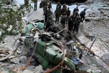 යුධ හමුදා හෙලිකොප්ටරයක් අනතුරට ලක්වේ (විදෙස්)