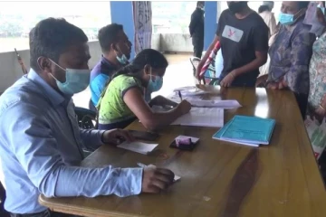 எரிவாயு கொள்கலன்களை விநியோகிப்பதற்கான நுகர்வோர் பதிவு (Photos)