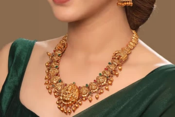 தங்கம் அணிவது இந்த 4 ராசிக்காரர்களுக்கு நல்லதல்ல.., யார் யாருக்கு தெரியுமா?