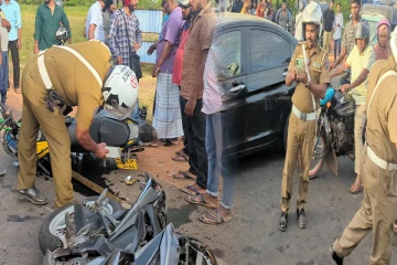 வவுனியாவில் இரு மோட்டார் சைக்கிள்கள் நேருக்கு நேர் மோதுண்டு விபத்து : மூவர் படுகாயம்