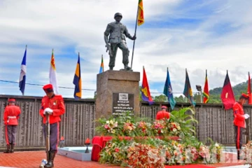 போராளிகள் உள்ளிட்ட போரில் உயிர் நீத்தோருக்காக கொழும்பில் நினைவுத் தூபி