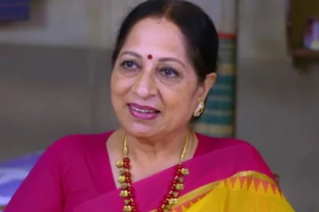 எதிர்நீச்சல் சீரியல் புகழ் நடிகை சத்யபிரியாவின் வெளிநாட்டு மருமகளை பார்த்துள்ளீர்களா?- அழகிய குடும்பம்