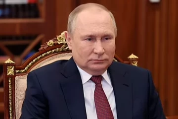 புடின் இன்னும் 3 ஆண்டுகள் தான் உயிரோடு இருப்பார்! ரஷ்ய உளவாளி பரபரப்பு தகவல்