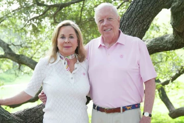 சொத்தில் 95%ஐ நன்கொடையாக வழங்கிய பணக்கார தம்பதி: எதற்காக தெரியுமா?