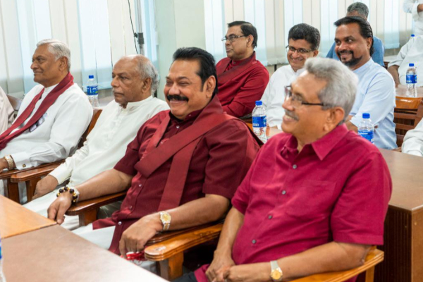 ரணிலை காப்பாற்றும் நடவடிக்கையில் குடும்ப உறுப்பினரை கைவிட்ட ராஜபக்ச குடும்பம் | Rajapaksa Family Forgot Family Member