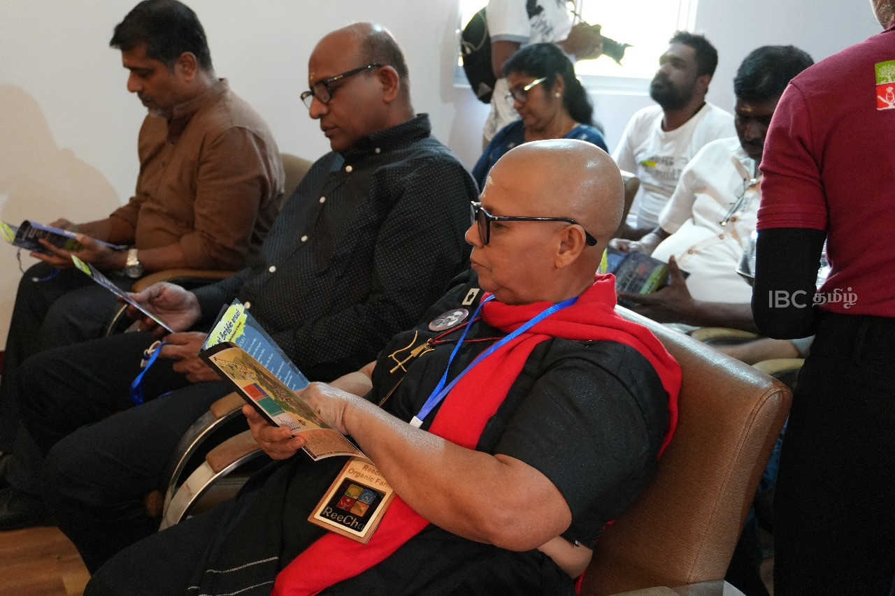 மறைந்த ஊடகவியலாளர்களுக்கான நினைவாலயம் றீச்ஷாவில் திறந்து வைப்பு 8 Gallery