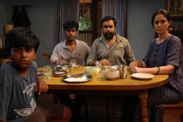 கோடிகளில் கலக்கும் சசிகுமாரின் டூரிஸ்ட் ஃபேமிலி பட கலெக்ஷன்... 20 நாளில் மொத்த வசூல்?