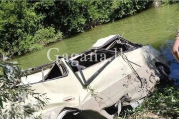 ඛේදජනක පාසල් බස් රථ අනතුරකින් 7 දෙනෙකු ජීවිතක්ෂයට..