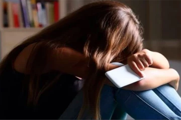 பாலியல் வன்புணர்வுக்கு உள்ளாக்கப்பட்டுள்ள 16 வயது சிறுமிகள்