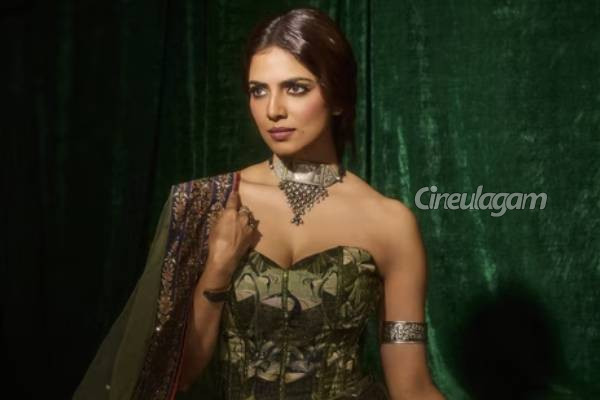 இந்த விஷயத்தில் நான் அதிர்ஷ்டசாலி.. மனம் திறந்த நடிகை மாளவிகா மோகனன்! | Malavika About She Is Lucky Details இந்த விஷயத்தில் நான் அதிர்ஷ்டசாலி.. மனம் திறந்த நடிகை மாளவிகா மோகனன்! | Malavika About She Is Lucky Details