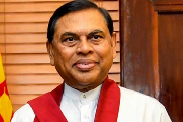 හිටපු අමාත්‍ය බැසිල් රාජපක්ෂ අත්අඩංගුවට ගන්න - අධිකරණයෙන් විවෘත වරෙන්තුවක්