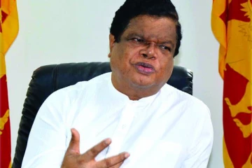 වහාම ක්‍රියාත්මක වන පරිදි  සතොස සමාගමේ ඉහළ නිලධාරීන් දෙදෙනෙකුගේ සේවය අත්හිටුවයි