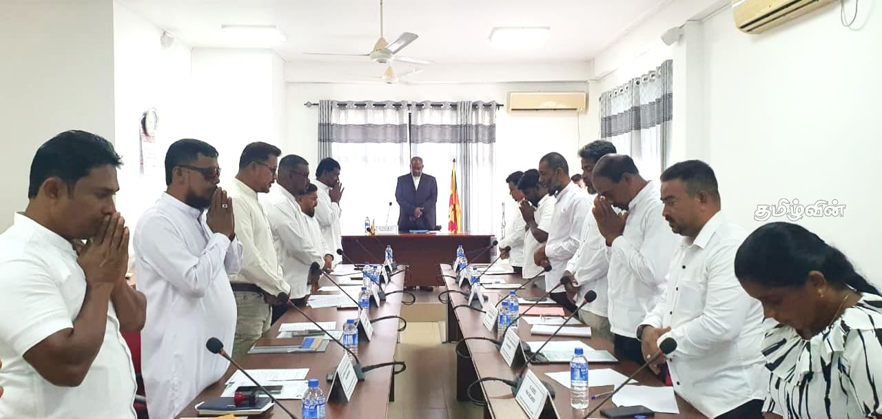 தம்பலகாமம் பிரதேச சபையின் பாதீடு வெற்றி 3 Gallery