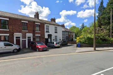 பிரித்தானியாவில் பூட்டிய வீட்டை உடைத்து நுழைந்த பொலிஸாருக்கு காத்திருந்த அதிர்ச்சி! பரபரப்பை ஏற்படுத்தியுள்ள இரட்டைக்கொலை சம்பவம்