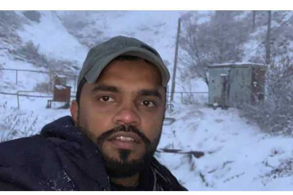 வெளிநாட்டில் இலங்கையருக்கு லொட்டரியில் அடித்த மிகப் பெரும் அதிர்ஷ்டம்! எவ்வளவு மில்லியன் தெரியுமா? வெளியான புகைப்படம் | Sri Lankan Expat In Uae Wins Dh15 Million
