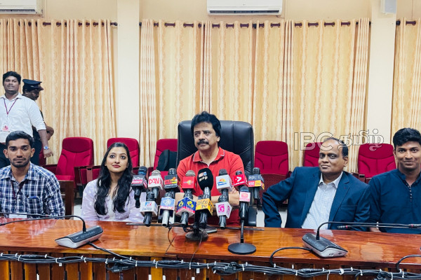 இலங்கை பாடகர்களுக்கான இசை வாய்ப்பு: பாடகர் ஸ்ரீநிவாஸின் அறிவிப்பு | Opportunities For Sl Singers In South Indian Music
