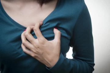 தினமும் மாரடைப்பு நோயாளிகள் எள் சாப்பிடலாமா? 2 டீஸ்புன் எள் சாப்பிட்டால் என்ன நடக்கும் தெரியுமா?