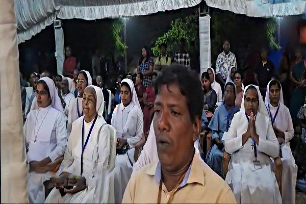 கச்சத்தீவு புனித அந்தோனியார் ஆலயத்தின் வருடாந்த திருவிழா ; ஏராளமாக குவிந்த மக்கள் | Annual Festival St Anthony S Church Kachchathivu