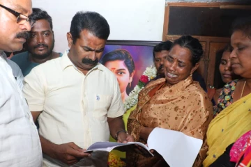 ஸ்ரீமதியின் நகையெல்லாம் யாரிடம் உள்ளது?  கதறிய பெற்றோர்...கொதித்தெழுந்த சீமான்!