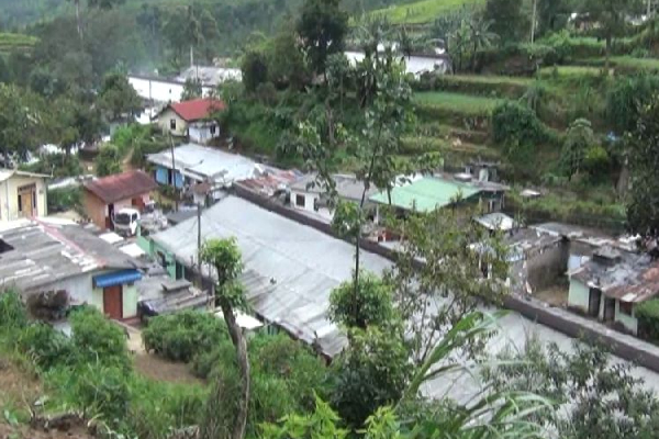 பொகவந்தலாவ பகுதியில் மண்சரிவு - 22 பேர் பாதிப்பு(Video) | Landslide Bogawantalawa 22 People Affected