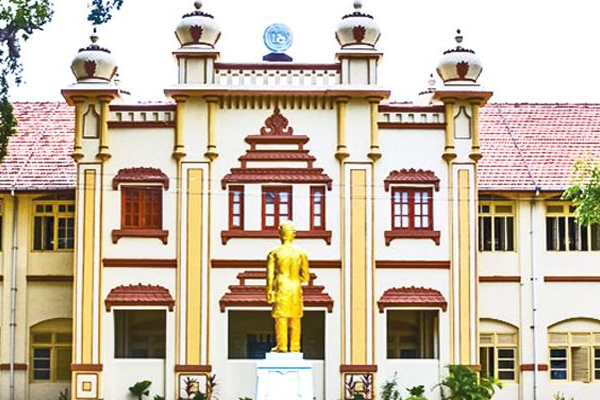 யாழ் பல்கலைக்கழக பேராசிரியர் மற்றும் மாணவர்களின் கொடூர முடிவு! | Jaffna University Professor Students Decision