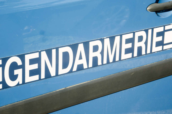 பிரான்சிலிருந்து எல்லை தாண்டி நடந்த கொள்ளையடிக்கும் கும்பல் சிக்கியது | French Swiss Crime Network Smashed பிரான்சிலிருந்து எல்லை தாண்டி நடந்த கொள்ளையடிக்கும் கும்பல் சிக்கியது | French Swiss Crime Network Smashed