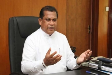 ஆசிரியர்களை மிரட்டாதீர்! - அரசிடம் எதிரணி வலியுறுத்து