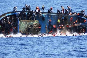 படகு கவிழ்ந்து பயங்கர விபத்து...! 55 பேர் சடலமாக மீட்பு... நூற்றுக்கணக்கானோர் மாயம்!