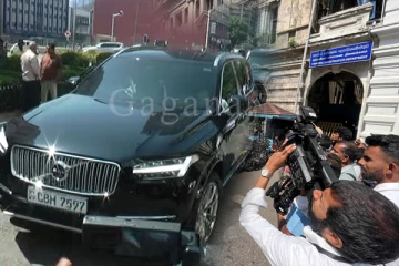 හිටපු ජනාධිපති මෛත්‍රී රහසින්ම CIDයෙන් පිටව යයි.