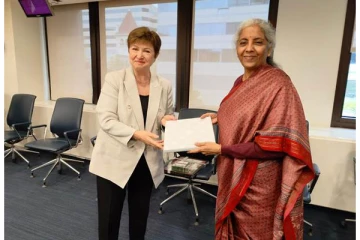 இலங்கை துரிதமாக உதவுங்கள்: நாணய நிதியத்திடம் கோரிக்கை விடுத்த இந்திய நிதியமைச்சர்