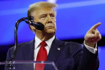 60 ஆயிரம் ராணுவ ஊழியர்களை திடீர் பணிநீக்கம் செய்த ட்ரம்ப்