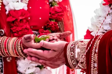 வரதட்சணையில் குளிர்சாதன பெட்டி இல்லை! மணப்பெண்ணை திருமண மேடையில் இருந்து தள்ளிவிட்ட மணமகன்