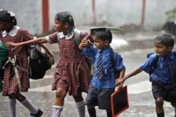 ‘’ செல்ல மழையே, முத்து மழையே ‘’  : தொடர்மழை பள்ளி, கல்லூரிகளுக்கு விடுமுறை