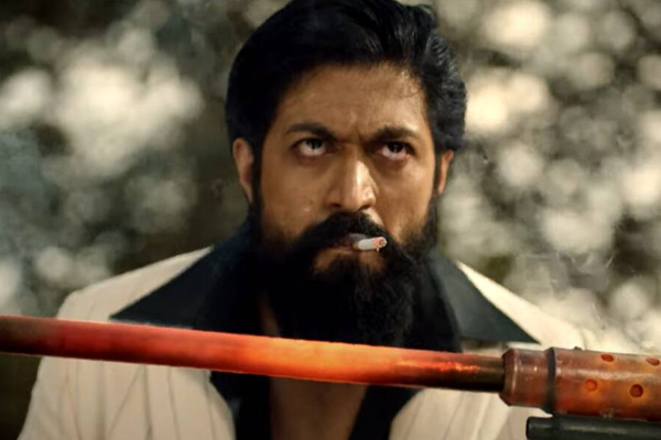 விஜய் கோட்டையிலே KGF 2-விடம் பின்வாங்கும் பீஸ்ட், இப்படி ஒரு சோதனையா தளபதிக்கு | Vijay Backstand In Kgf Booking In Kerala